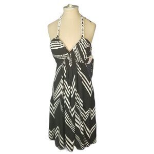 Muse Black and White Halter Sheath Dress Lots of  Details Size 2